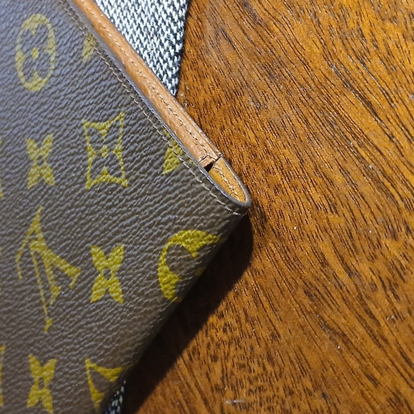 Louis Vuitton Monogram Chequier Double Wallet - Picture 7 of 13